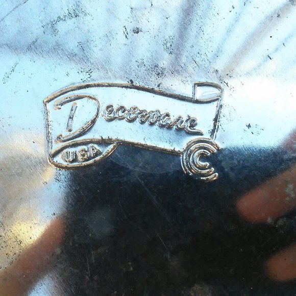 Vintage Farmhouse Yellow Tin, with a Nesting Hen, Kitchen Container, Decoware - Picture 5 of 8